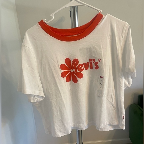 Levi’s Plus Size Cropped Jordie Flower Logo Tee - Picture 3 of 6